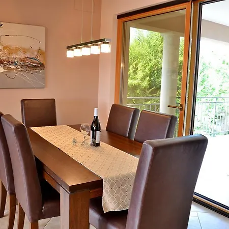 Villa Amalia Apartments Malinska Room photo