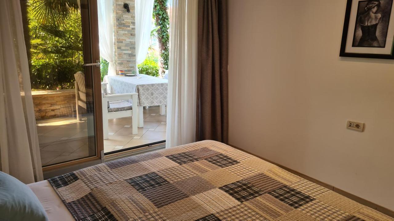 Amalia Apartment *